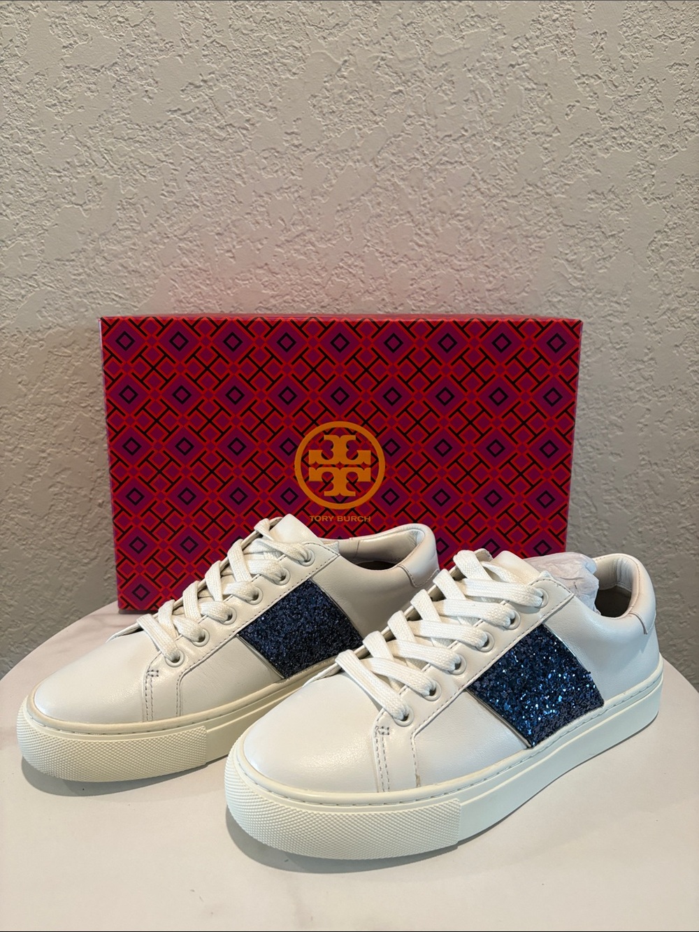 NWT Tory Burch Size 5.5 Carter Glitter Lace Up Calf Leather Sneakers Women’s